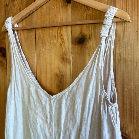 The Linen Jumpsuit - Picture 2 of 5